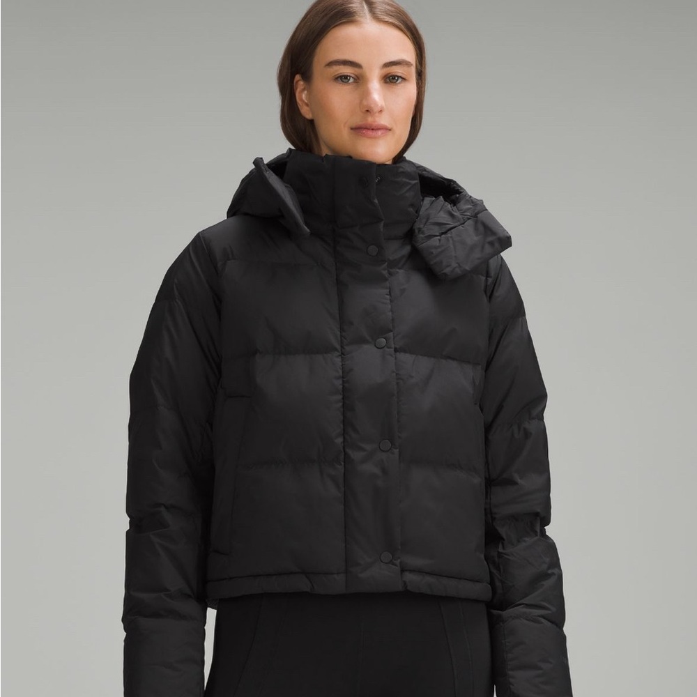 Lululemon Wunder Puff Cropped Jacket, Size 6, Black